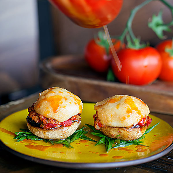 swissoja-recettes-entree-burger-aux-champignons-et-tofu-curry-full